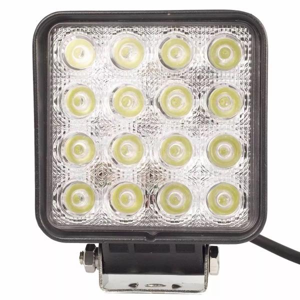 Imagem de Farol Auxiliar Led Quadrado 16 Leds 3W 48 Watts base grossa 6000K 12V/24V iga de aluminio PMMA Colhedeira Tratores Uso Geral