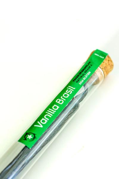 Fava De Baunilha - Vanilla Brasil. 4G Imagem de Fava De Baunilha - Vanilla Brasil. 4G
