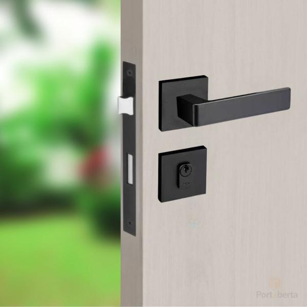 Fechadura porta externa sala quarto modena pado preta 55mm quadrada ept Imagem de Fechadura porta externa sala quarto modena pado preta 55mm quadrada ept