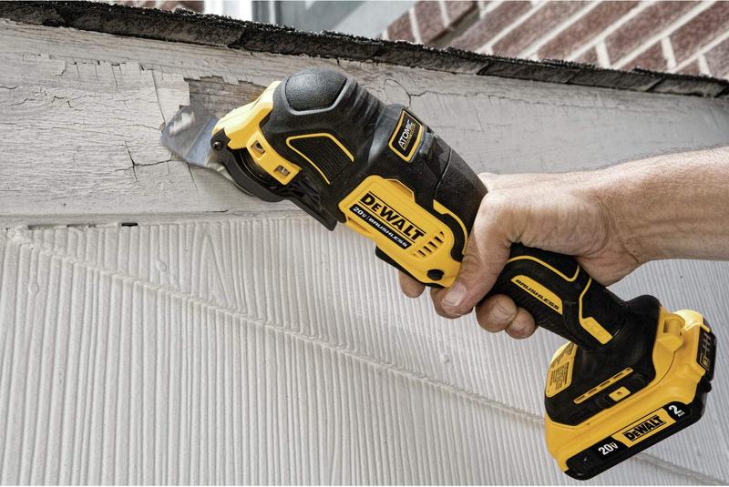 Imagem de Ferramenta oscilante DEWALT ATOMIC 20V MAX* Cordless DCS354B