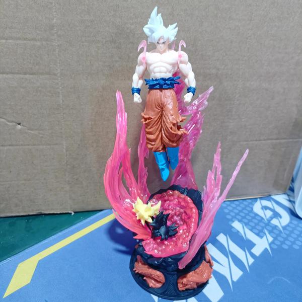 Imagem de Figura de Ação Goku Ultra Instinto - 25cm - Dragon Ball Super