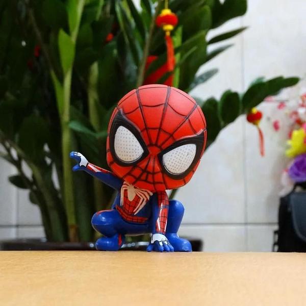 Imagem de Figura de Ação Marvel Avengers Homem-Aranha - Modelo Fofo para Decoração e Presente