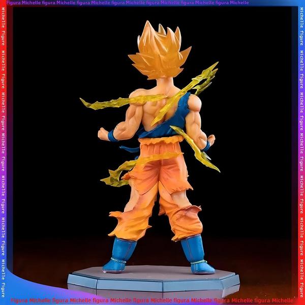 Imagem de Figura de Ação Son Goku Super Saiyajin - Dragon Ball 17cm - Colecionável