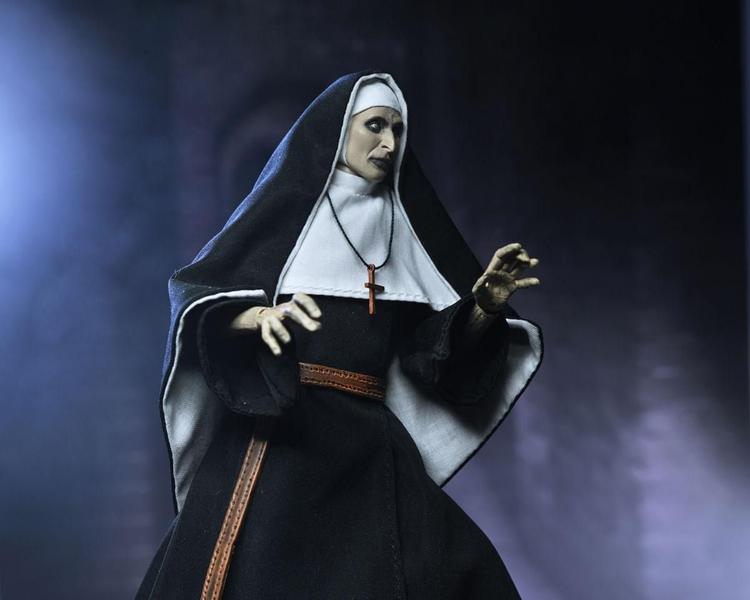 Imagem de Figura Ultimate Valak The Nun - The Conjuring Universe - 7'' Scale - Neca