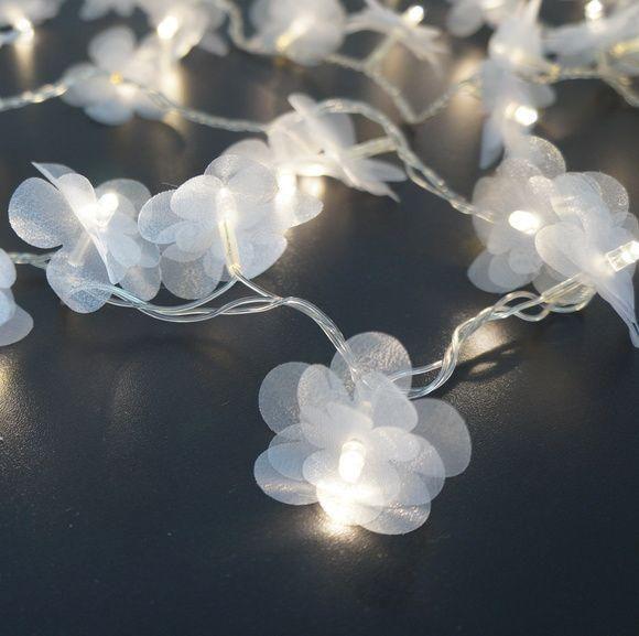 Imagem de Fio De Luz Luz de Fada Florzinha Organza Branca Bivolt