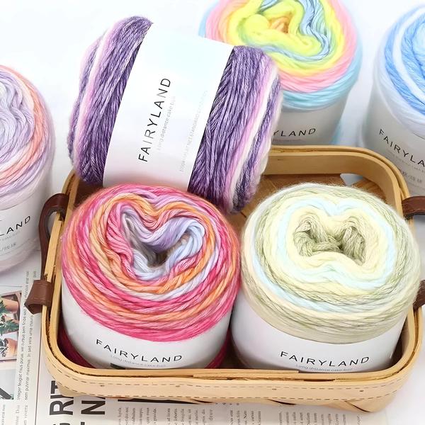 Fio Gradiente Arco-Íris 100g para Crochê, Tricô e DIY - Suéteres, Cachecóis e Chapéus Imagem de Fio Gradiente Arco-Íris 100g para Crochê, Tricô e DIY - Suéteres, Cachecóis e Chapéus