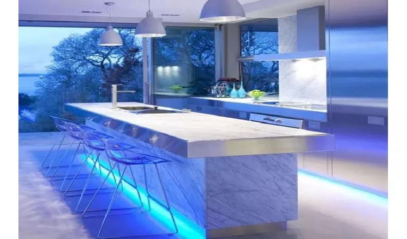 Fita De Led 5050 Luz Azul 5m Alta Intensidade+fonte 5a - Top Leds Imagem de Fita De Led 5050 Luz Azul 5m Alta Intensidade+fonte 5a