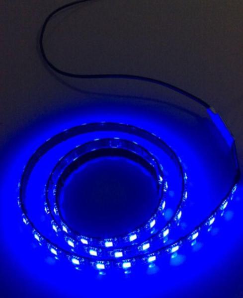 Imagem de Fita de led 5050 rgb 1m 60 leds Controle PCB preto USB prova da chuva