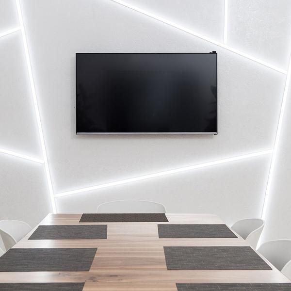 Fita de Led Blumenau Ultra com 5 Metros 16W 12V 6500K Luz Branca Imagem de Fita de Led Blumenau Ultra com 5 Metros 16W 12V 6500K Luz Branca