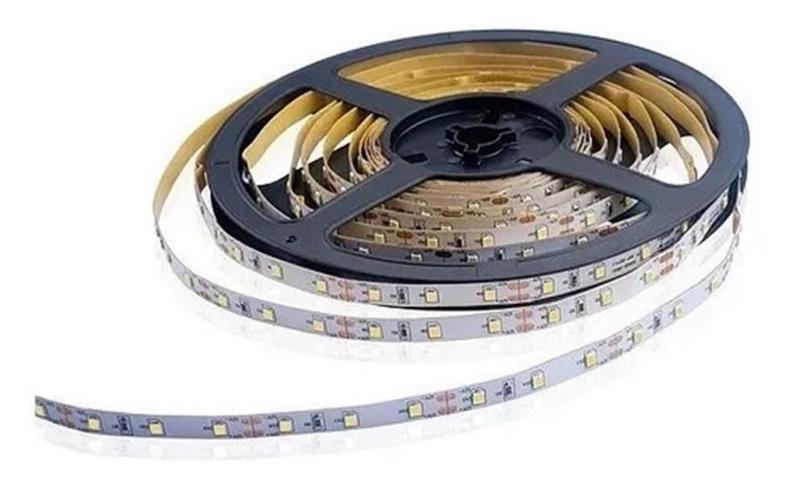 Fita Led 12V 25W 6000K 5M Ip20 + Plug Luminatti Imagem de Fita Led 12V 25W 6000K 5M Ip20 + Plug Luminatti