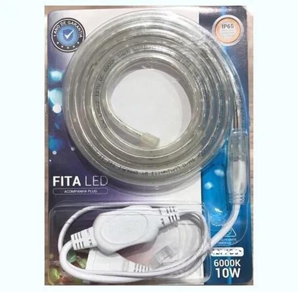 Fita Led 220V 10W 6000K 2M Ip65 + Plug Luminatti Imagem de Fita Led 220V 10W 6000K 2M Ip65 + Plug Luminatti