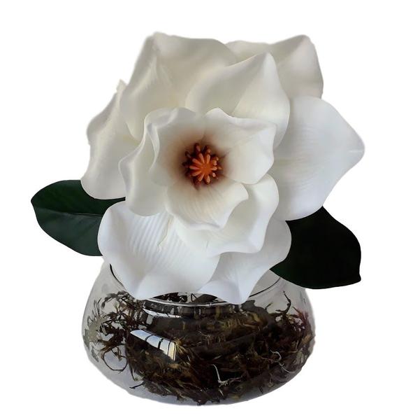 Imagem de Flor artificial na cor branca em silicone toque real
