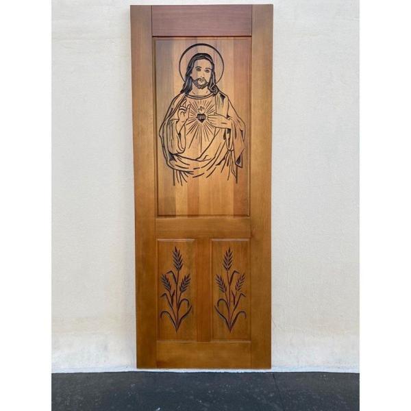 Imagem de Folha de Porta Madeira Maciça Entalhada Cristo 90x210x3,5cm Cedro Rosa