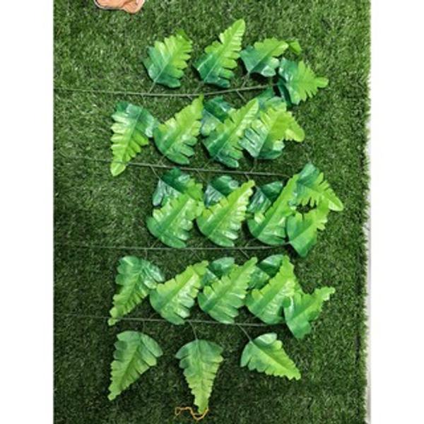 Imagem de Folhas de Seda Artificial  em 7 caules de Samambaia em Verde Escuro unidade