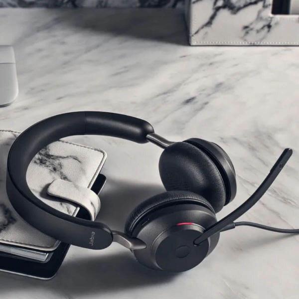 Imagem de Fone de Ouvido Headset com fio USB-A Evolve2 40 SE MS Duplo 24189-999-999 Jabra