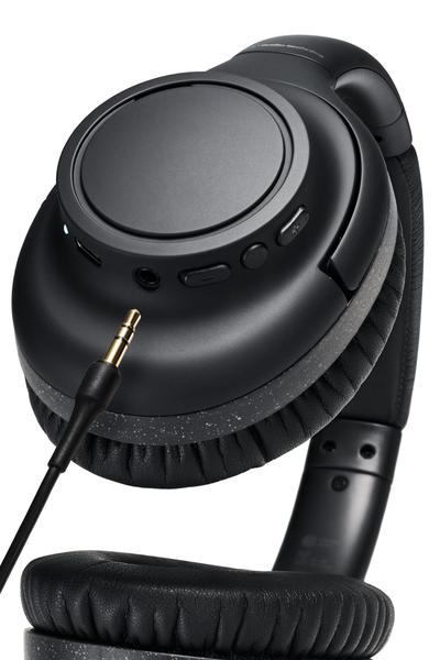 Imagem de Fones de ouvido sem fio Audio-Technica ATH-S300BTBK pretos