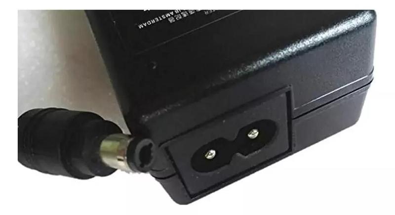 Imagem de Fonte Carregador Para Monitor e TV Aoc 12v 3a 36w Plug P4 5.5mm X 2.5mm