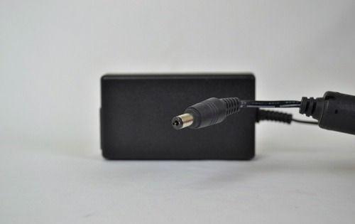 Imagem de Fonte Compatível Caixa Briwax Fbx-103 Plug P4 Padrão.