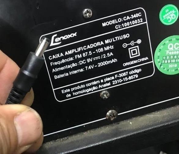 Imagem de Fonte Compatível Com Caixa Amplificada Lenoxx 9V 2,5A Ca340C