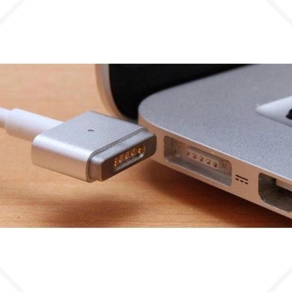 Imagem de Fonte Compativel com Notebook Macbook 14.85v 3.05a 45w Pino Magsafe2 T02