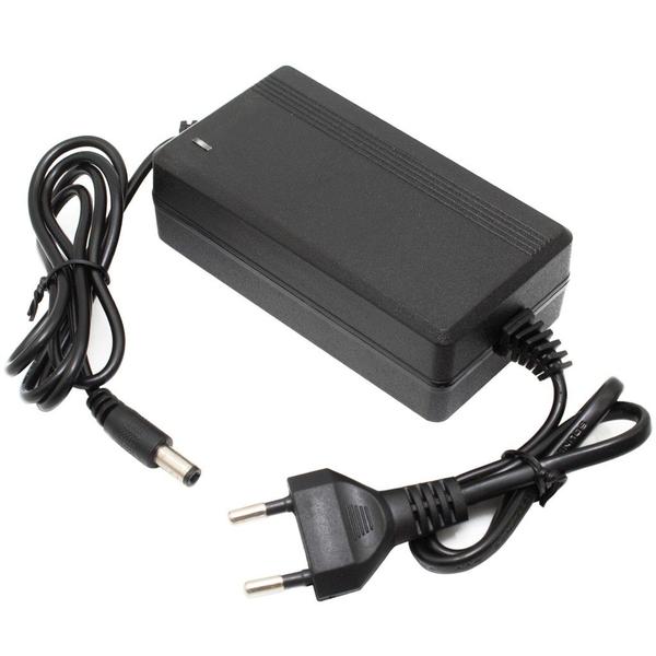 Imagem de Fonte de Alimentação 12V 5A Plug P4 Bivolt Automática Preta