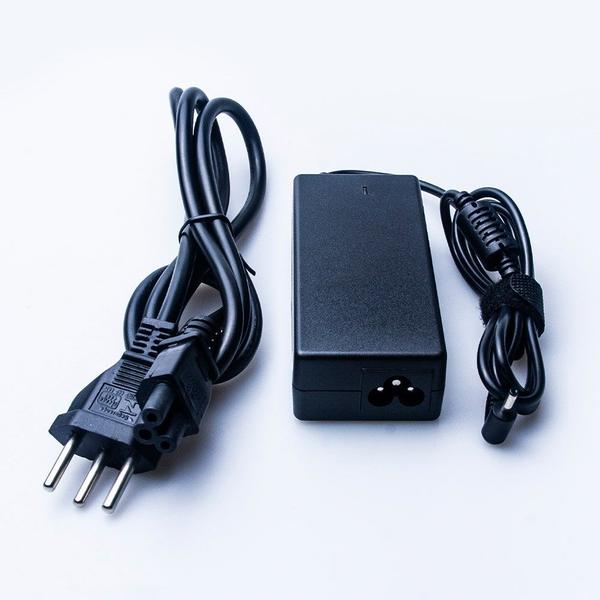 Fonte para Notebook bringIT compatível com Acer Aspire 3 A315-24P-R31Z 19V 3.42A 65W Imagem de Fonte para Notebook bringIT compatível com Acer Aspire 3 A315-24P-R31Z 19V 3.42A 65W