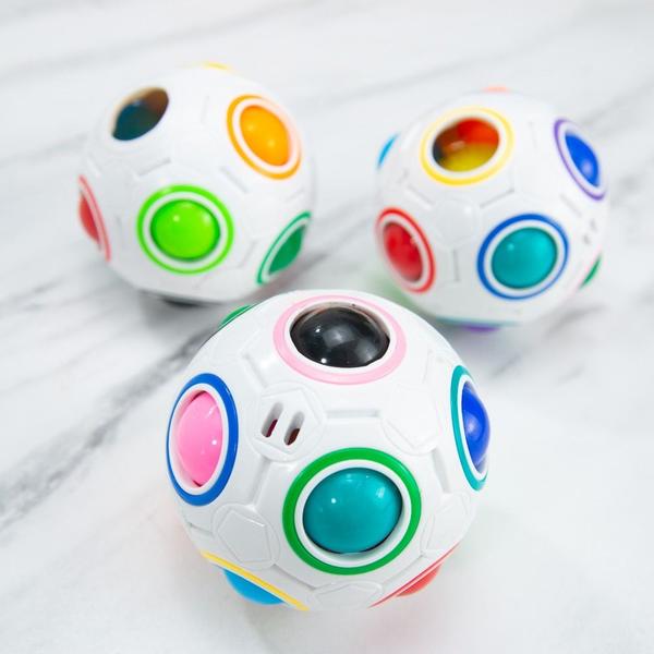 Imagem de Football Fidget Cube Cubo Mágico Bola Jogo Quebra Cabeça Puzzle TikTok Crianças Infantil 12 Buracos