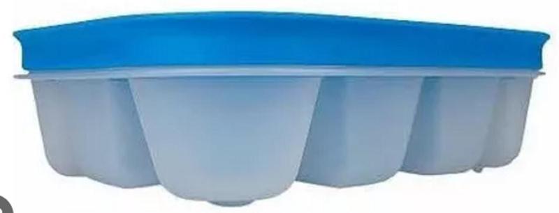 Forma de Gelo 12 Cubos Freezer Line Azul Capri Tupperware Imagem de Forma de Gelo 12 Cubos Freezer Line Azul Capri Tupperware