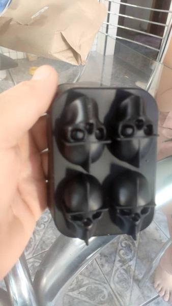 Imagem de Forma De Gelo Silicone 3d Formato Caveira Crânio Drink Preto