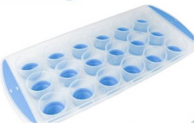 Forma de Gelo Silicone Fundo Flexível 18 Cubos Redondo - Pratika Imagem de Forma de Gelo Silicone Fundo Flexível 18 Cubos Redondo