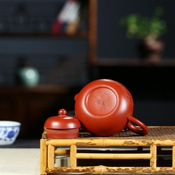 Imagem de Fortune Ore Teapot Pot Edge Of The Famous Big Red Siting Painted Clay Pot Teapot Teapot Teapot Bules