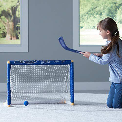 Imagem de Franklin Sports Louis Blues Mini Hockey Set - Hóquei no joelho 