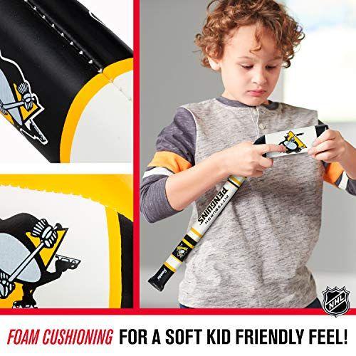 Imagem de Franklin Sports Pittsburgh Penguins NHL Mini Soft Hockey Stick Set - NHL Team Soft Foam Mini Hockey Stick and Ball Set - Grande brinquedo para crianças