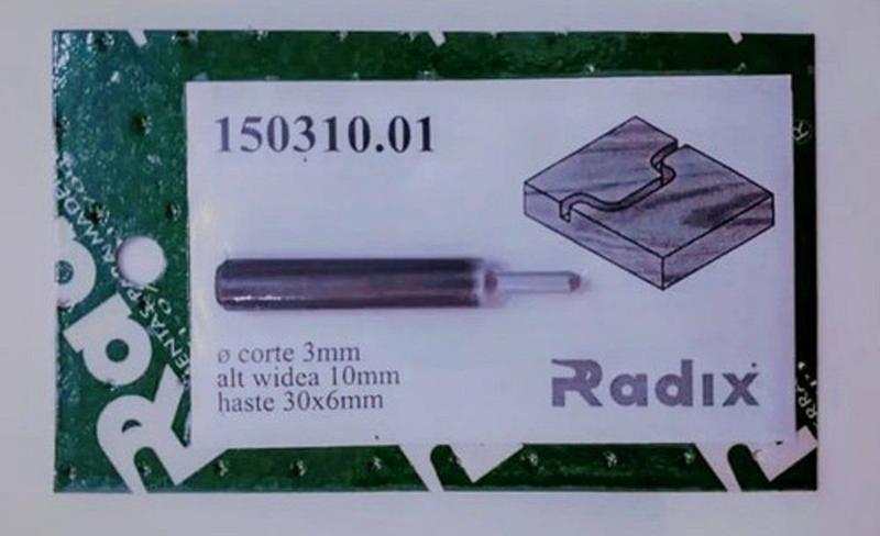 Imagem de Fresa Reta Rasgo 3mm G15 Para Tupia Manual 150310-01 haste 06mm Radix