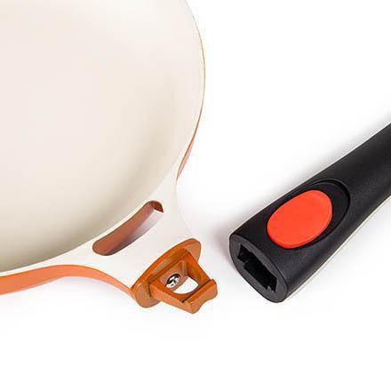 Frigideira com Revestimento Cerâmico 28 Cm Le Cook Laranja com Cabo Destacável Imagem de Frigideira com Revestimento Cerâmico 28 Cm Le Cook Laranja com Cabo Destacável