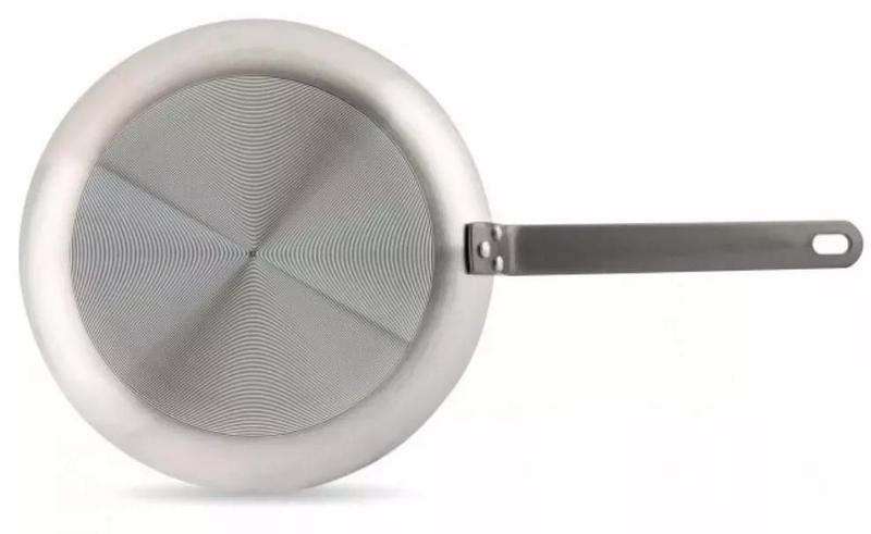 Frigideira do Chef Profissional Chapa 4mm 32cm Hercules Imagem de Frigideira do Chef Profissional Chapa 4mm 32cm Hercules