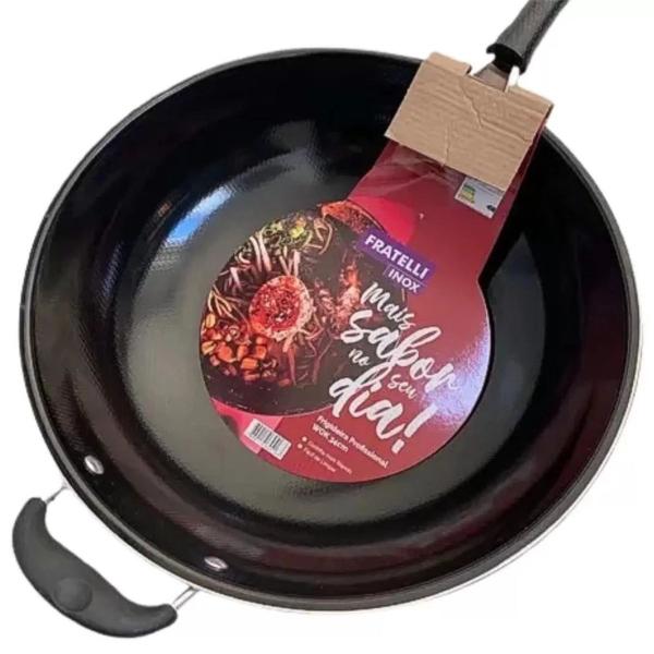 Frigideira grande Profissional Wok 34cm 3l Fratelli Teflon Antiaderente Carne Peixe Yakissoba frutos do mar Imagem de Frigideira grande Profissional Wok 34cm 3l Fratelli Teflon Antiaderente Carne Peixe Yakissoba frutos do mar