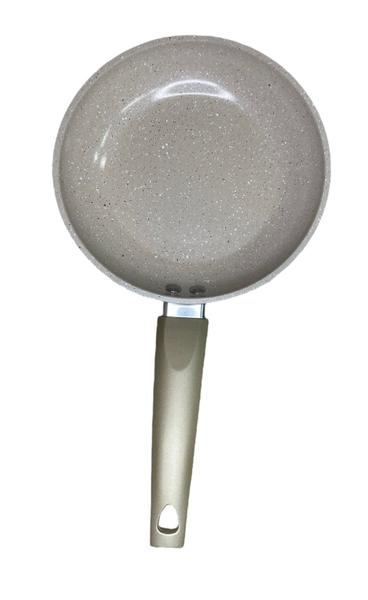 Frigideira indução revestimento em ceramico 24cm fratelli Imagem de Frigideira indução revestimento em ceramico 24cm fratelli