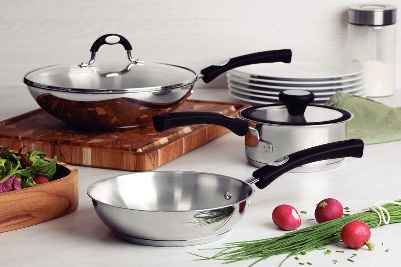 Frigideira Solar Silicone Rasa Aço Inox 24 cm 2,1 L Tramontina Imagem de Frigideira Solar Silicone Rasa Aço Inox 24 cm 2,1 L Tramontina