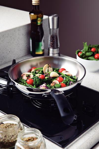 Frigideira Solar Silicone Rasa Aço Inox 24 cm 2,1 L Tramontina Imagem de Frigideira Solar Silicone Rasa Aço Inox 24 cm 2,1 L Tramontina
