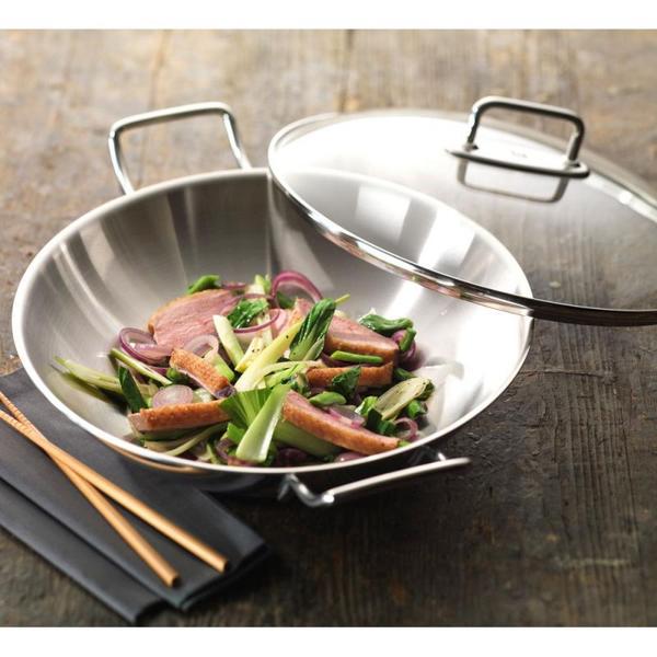 Frigideira Wok Inox com Tampa de Vidro Ø32 Plus - Zwilling Imagem de Frigideira Wok Inox com Tampa de Vidro Ø32 Plus - Zwilling