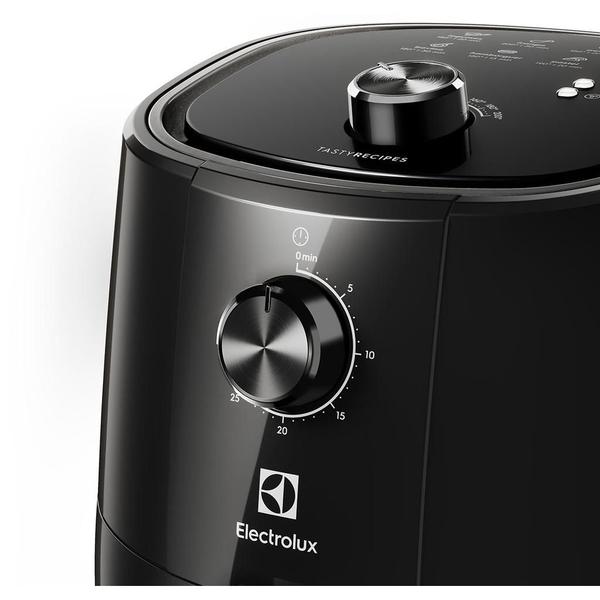 Imagem de Fritadeira Elétrica Airfryer Electrolux Efficient 3,2L EAF10 Preta por Rita Lobo