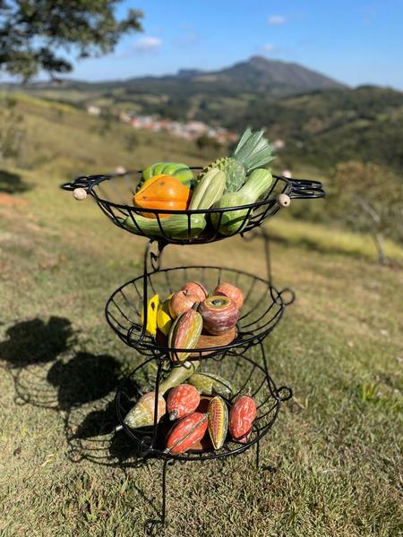 Imagem de Fruteira De 3 Compartimentos Feita Madeira E Ferragem Útil Para Cozinha Direto Da Fábrica