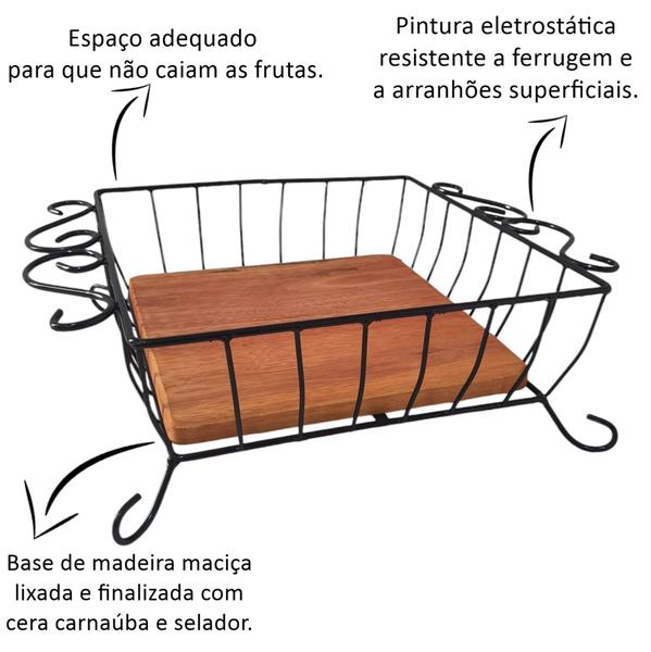 Fruteira de mesa quadrada feita em ferro e madeira - GS Artesanatos Imagem de Fruteira de mesa quadrada feita em ferro e madeira