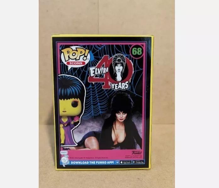 Imagem de Funko Pop Elvira A Rainha das Trevas Especial 40 Anos