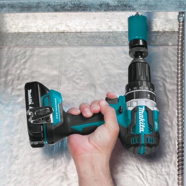 Imagem de Furadeira com chave de martelo Makita XPH12R 18V LXT 2.0Ah