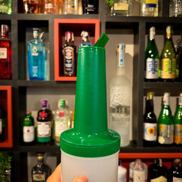 Imagem de Garrafa de Suco Bartender Storen Pour Master Verde 1l