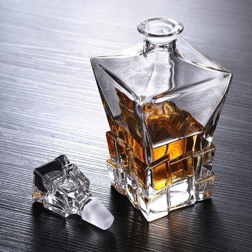 Garrafa Decanter Whisky Vidro Licor 800Ml +6 Copos Superluxo - Vacheron Imagem de Garrafa Decanter Whisky Vidro Licor 800Ml +6 Copos Superluxo