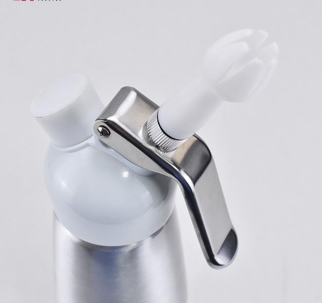 Garrafa Dispenser Sifão De Chantilly Gourmet - raleo Imagem de Garrafa Dispenser Sifão De Chantilly Gourmet