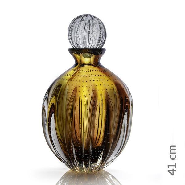 Garrafa Em Cristal Murano Âmbar E Lilás São Marcos Imagem de Garrafa Em Cristal Murano Âmbar E Lilás São Marcos